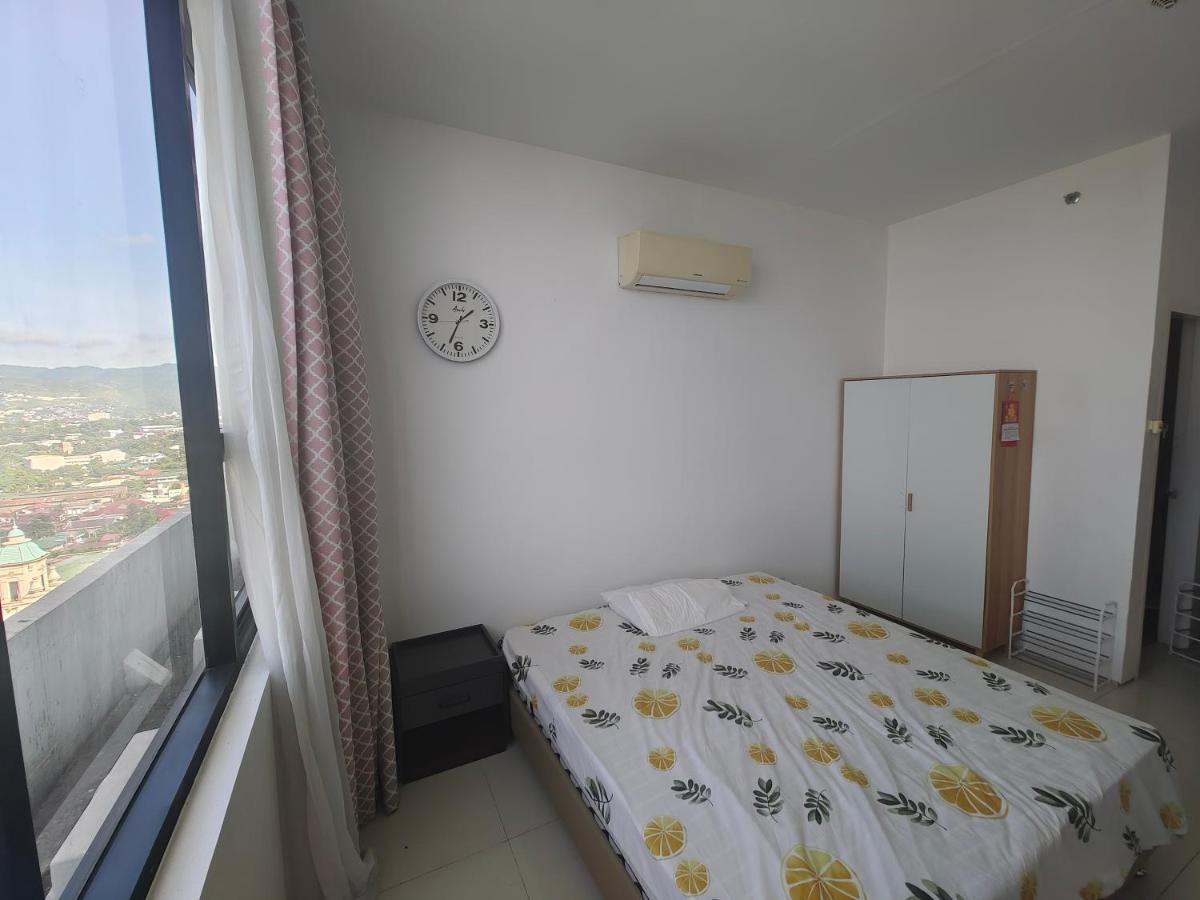 Cebu Aviner Appartement Buitenkant foto