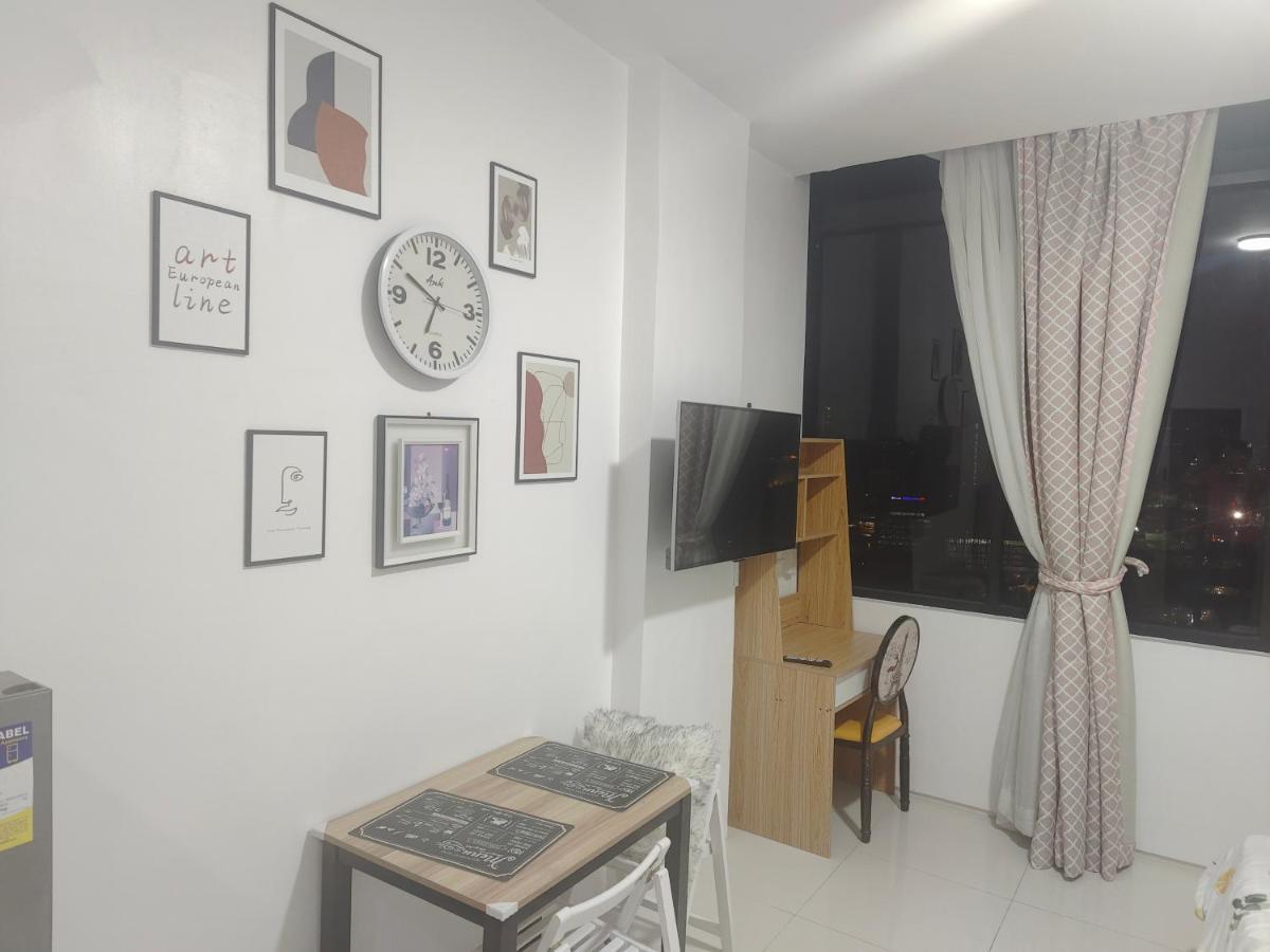 Cebu Aviner Appartement Buitenkant foto